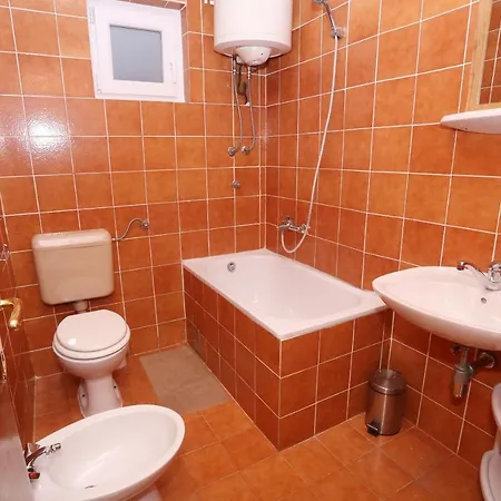 Nena Appartement *